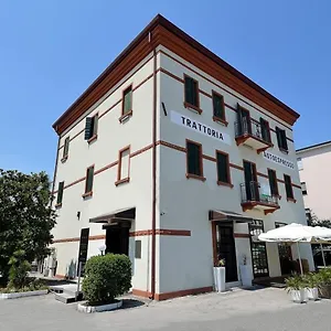 Hotel Autoespresso Venice - Atika & Atif ***