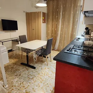 Guest house Sergio Tourist Close Tiburtina Station, Rome